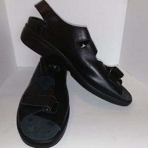 Durea Greenway Womens Sandals Size 13